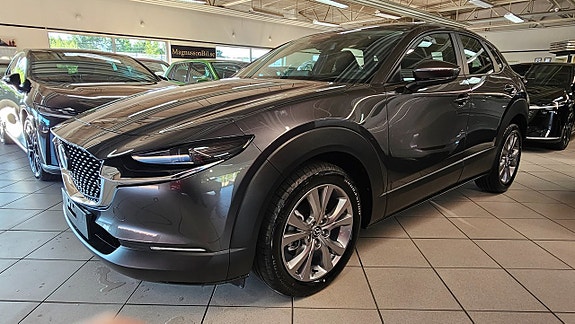 Mazda CX-30 3 of 9