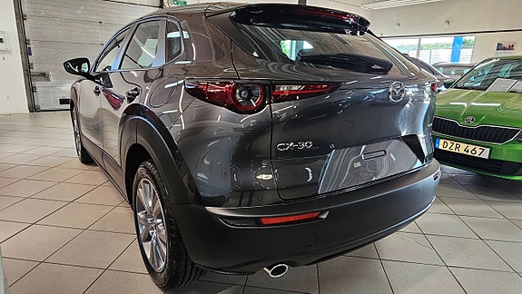 Mazda CX-30 7 of 9
