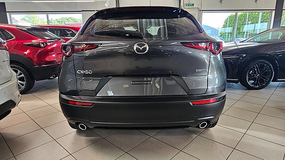 Mazda CX-30 6 of 9