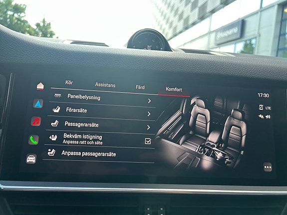 Porsche Cayenne 21 of 30