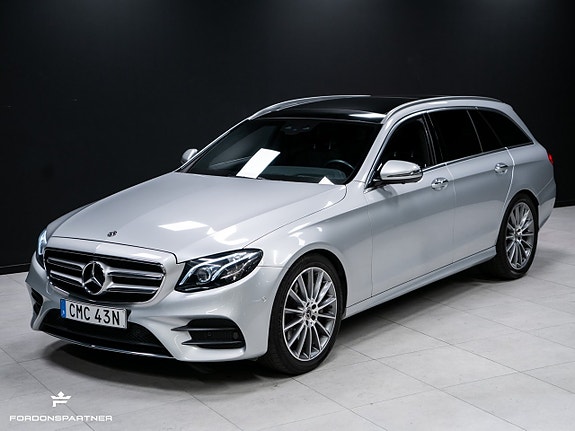 Mercedes-Benz E400 3 of 30