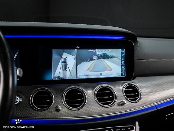 Mercedes-Benz E400 24 of 30