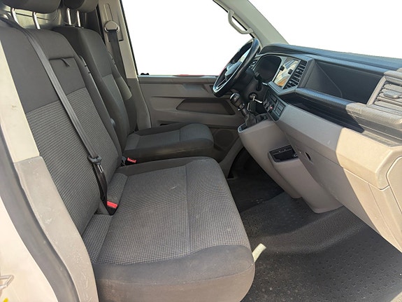 Volkswagen Transporter 15 of 16