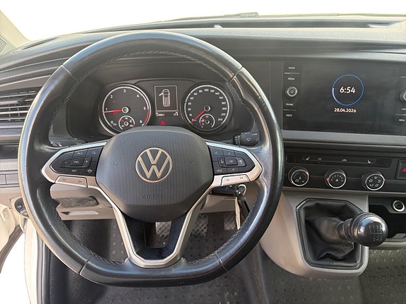 Volkswagen Transporter 11 of 16