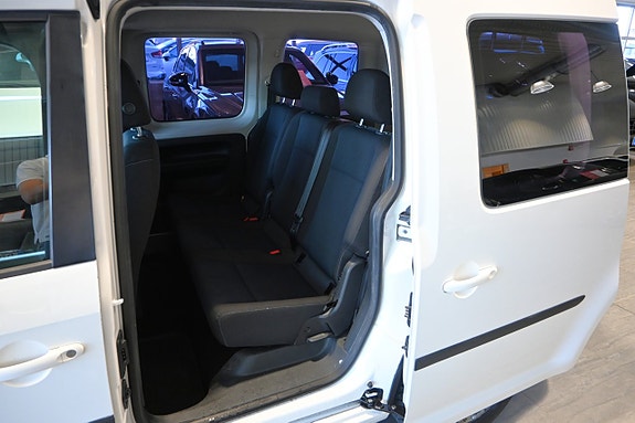 Volkswagen Caddy 14 of 23