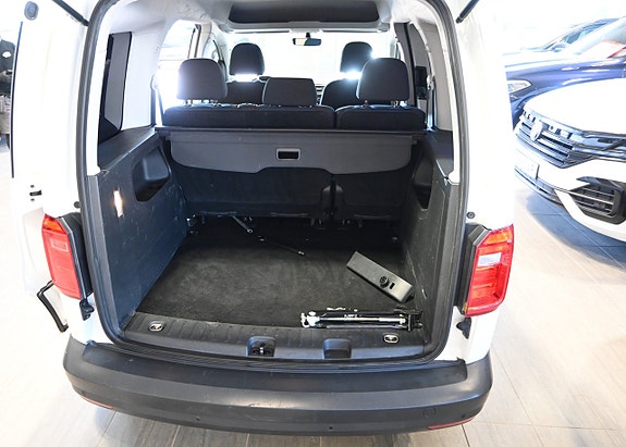 Volkswagen Caddy 13 of 23