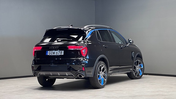 Lynk & Co 01 17 of 22
