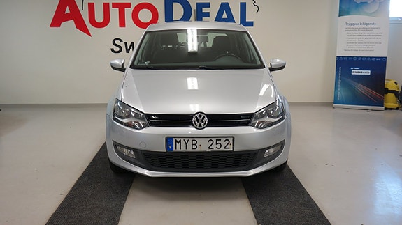 Volkswagen Polo 2 of 13
