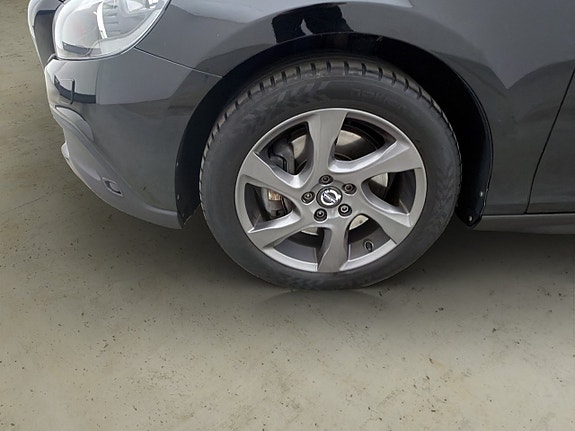 Volvo V40 Cross Country 26 of 27