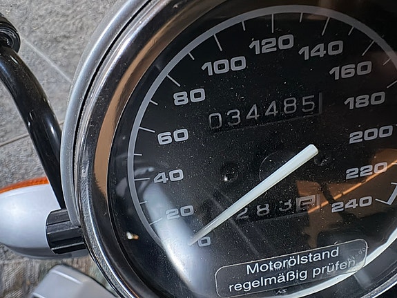 BMW R 1100 R 4 of 6