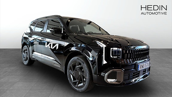Kia Seltos 3 of 17