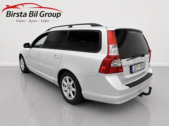Volvo V70 5 of 23