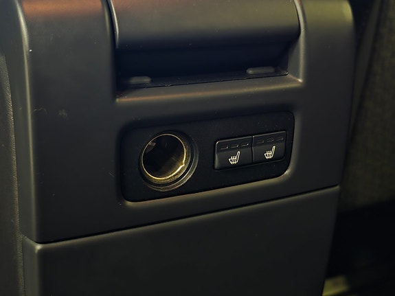 Volvo V70 16 of 23