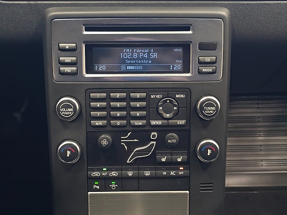 Volvo V70 18 of 23