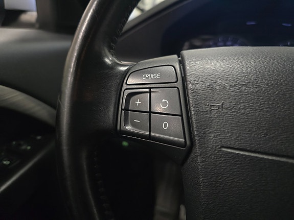 Volvo V70 9 of 23