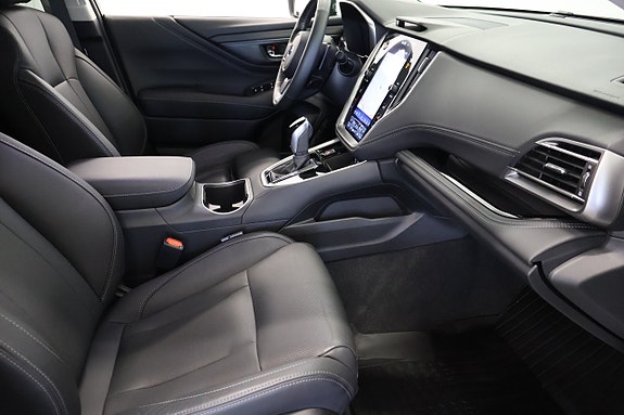 Subaru Outback 12 of 21