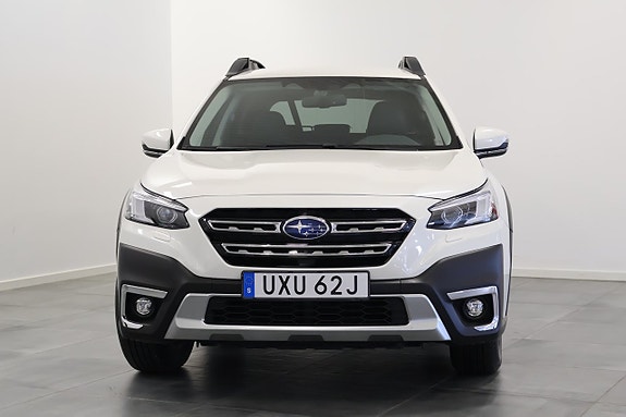 Subaru Outback 2 of 21