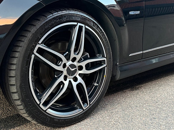 Mercedes-Benz C220 7 of 22