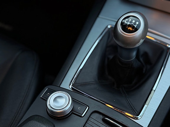 Mercedes-Benz C220 22 of 22