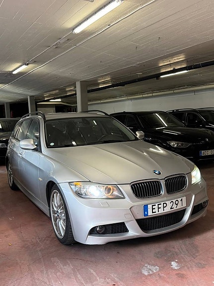 BMW 320d 4 of 4