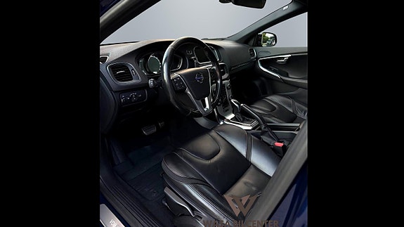 Volvo V40 Cross Country 6 of 16