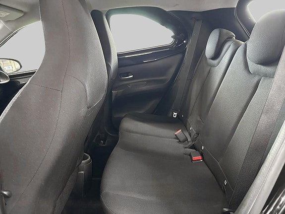 Toyota Aygo X 8 of 11