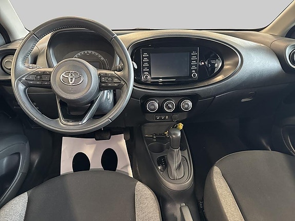 Toyota Aygo X 9 of 11