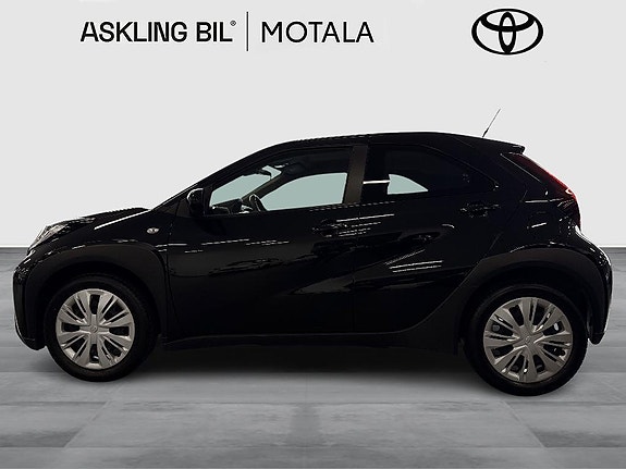 Toyota Aygo X 4 of 11