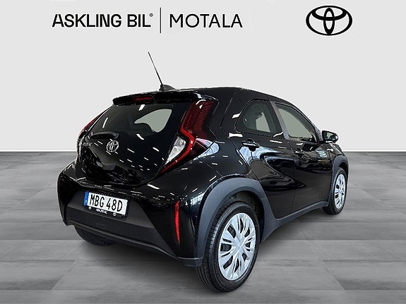 Toyota Aygo X 3 of 11