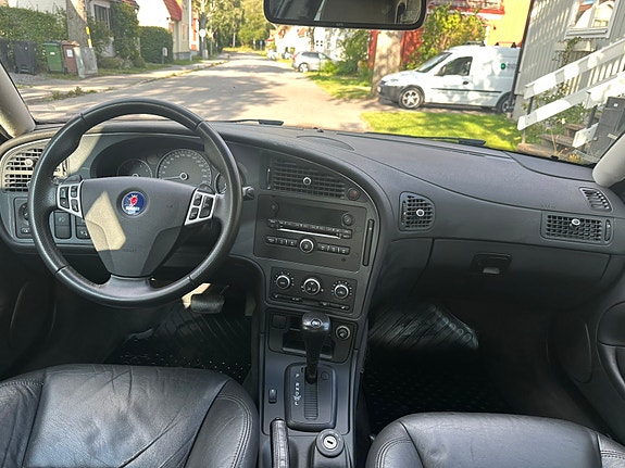 Saab 9-5 9 of 11
