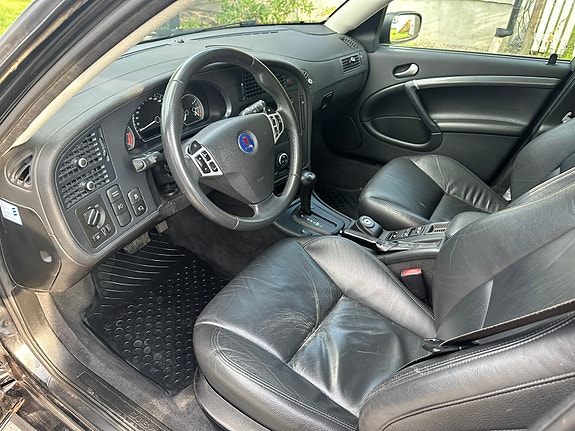 Saab 9-5 7 of 11