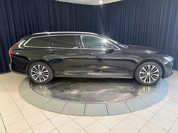 Volvo V90 7 of 14