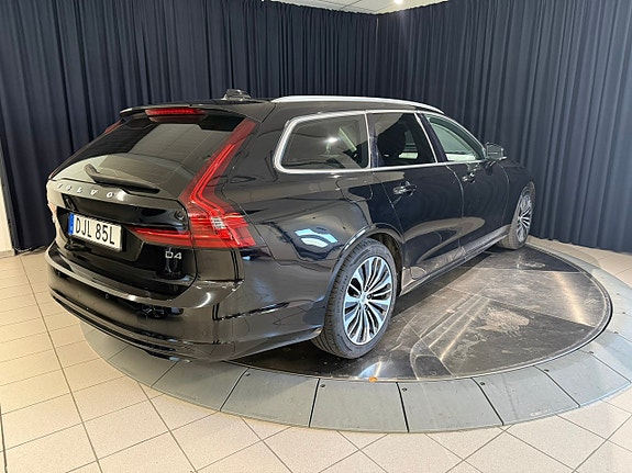 Volvo V90 6 of 14