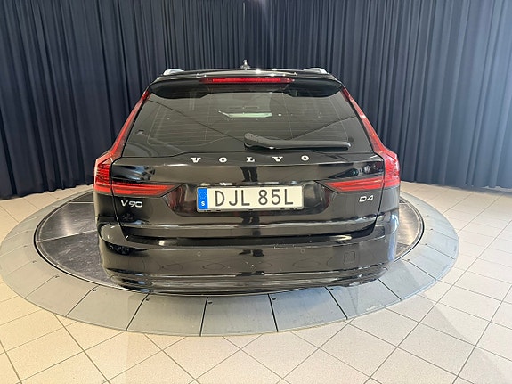 Volvo V90 5 of 14