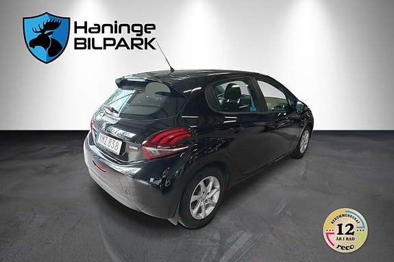 Peugeot 208 6 of 19