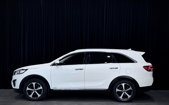 Kia Sorento 4 of 29