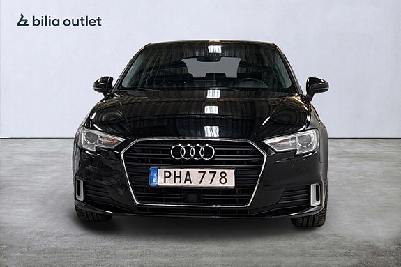 Audi A3 3 of 24