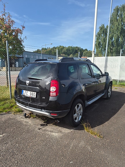 Dacia Duster 3 of 3