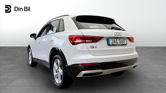 Audi Q3 3 of 12