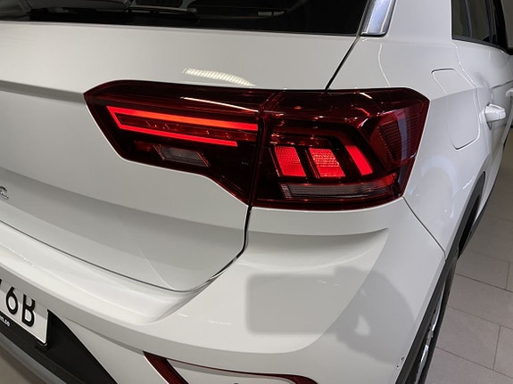 Volkswagen T-Roc 9 of 20