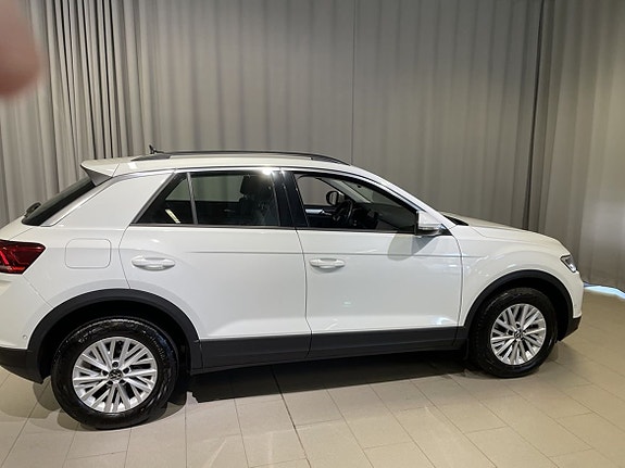 Volkswagen T-Roc 4 of 20