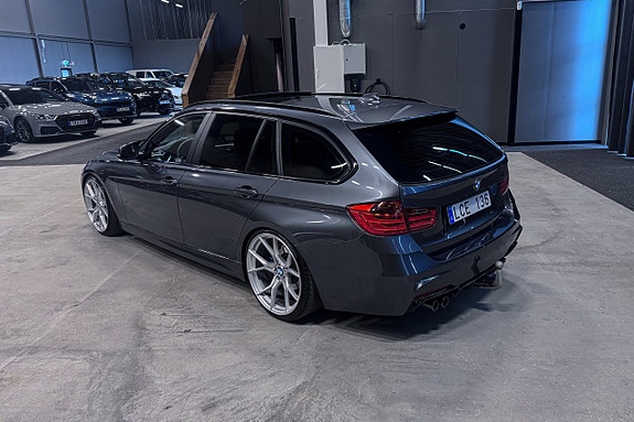 BMW 328i 4 of 21