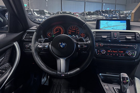 BMW 328i 15 of 21