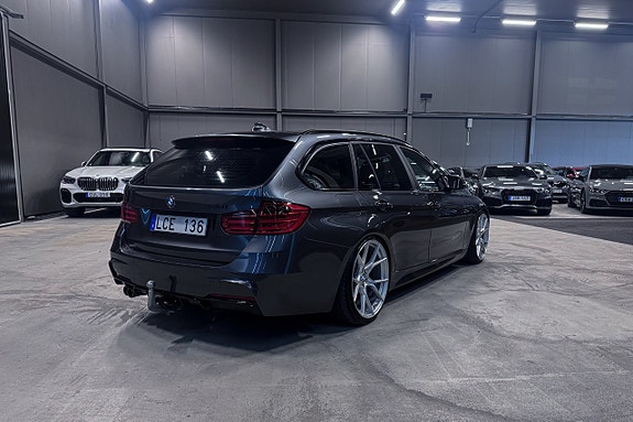 BMW 328i 7 of 21