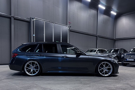 BMW 328i 9 of 21