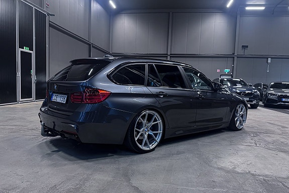 BMW 328i 8 of 21