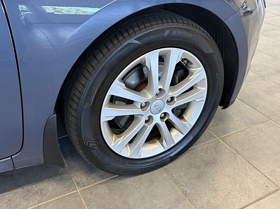 Kia Ceed 3 of 16