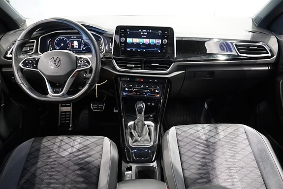 Volkswagen T-Roc 8 of 16