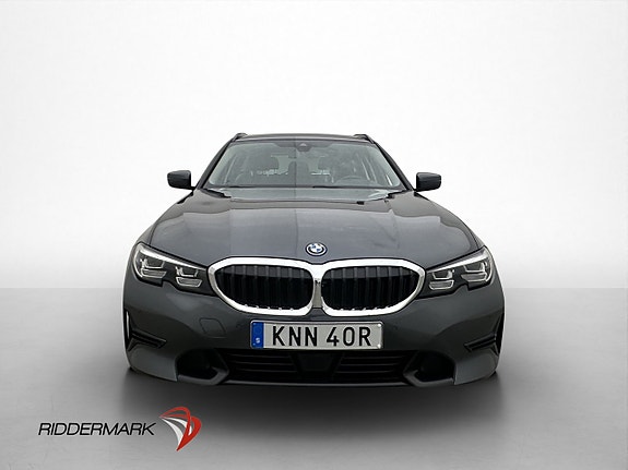 BMW 330e 2 of 25