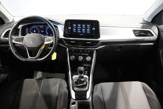 Volkswagen T-Roc 8 of 17